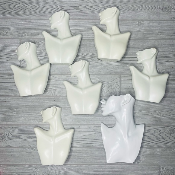Women’s face Jewlery holders / unique decorations 6 plastic 1 ceramic statues